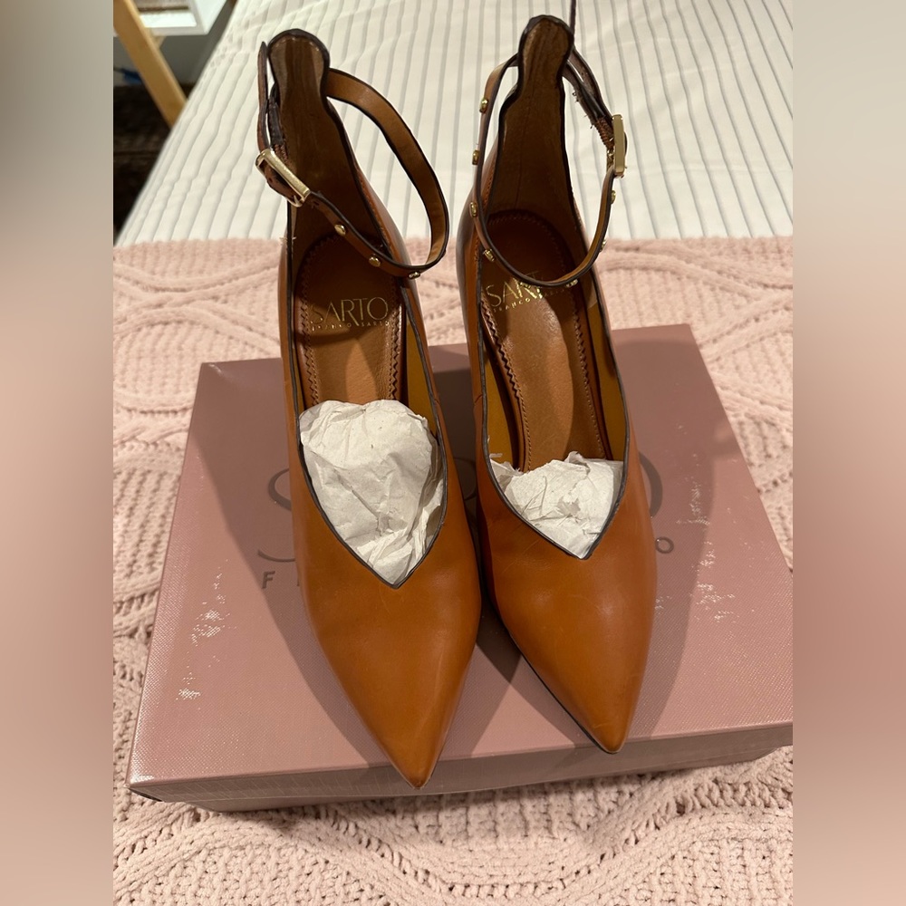 Sarto by Franco Sarto pumps